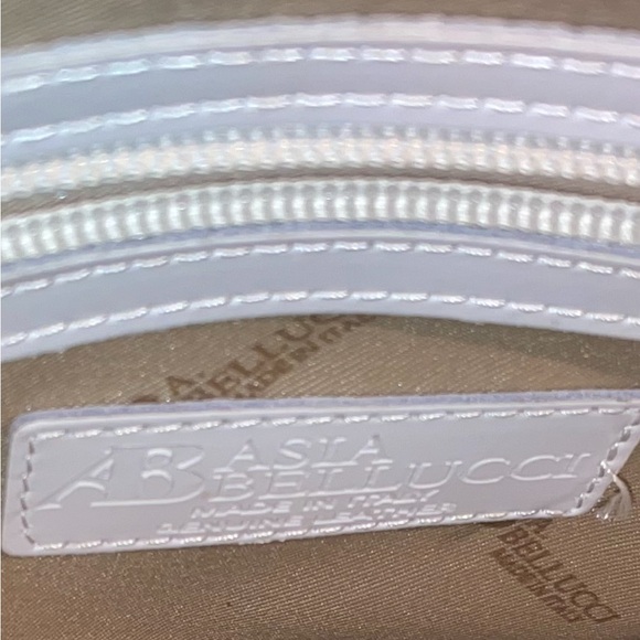 A Bellucci Black and white Satchel - Picture 10 of 10